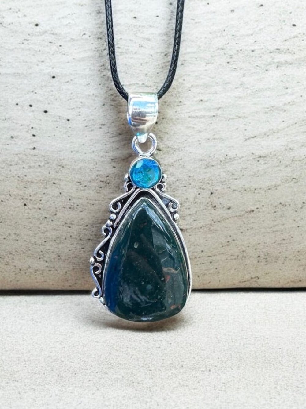 Large 925 Sterling Silver Indian Bloodstone Pendant Necklace